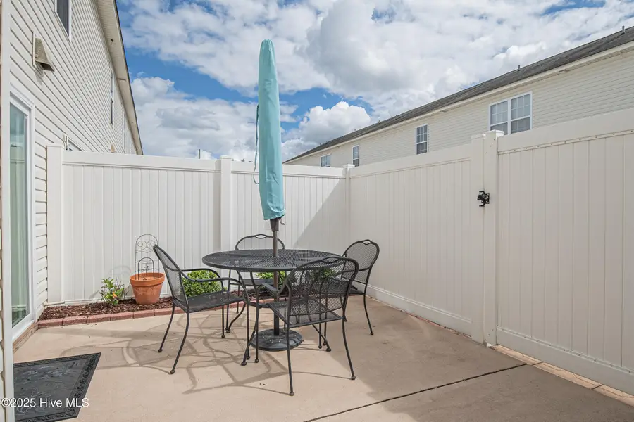 4160 Dudleys Grant Drive #F, Winterville, NC 28590 - Image #3