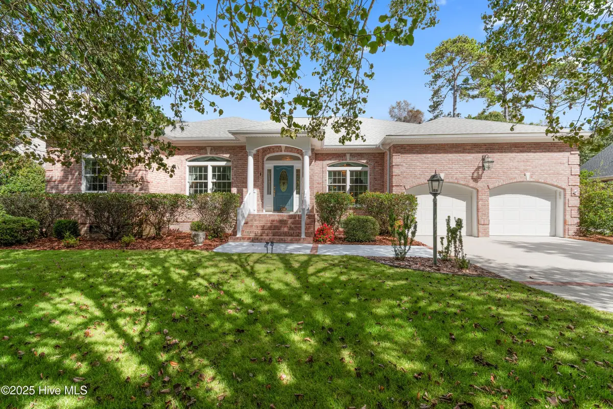 4268 Loblolly Circle Se, Southport, NC 28461 - Image #1