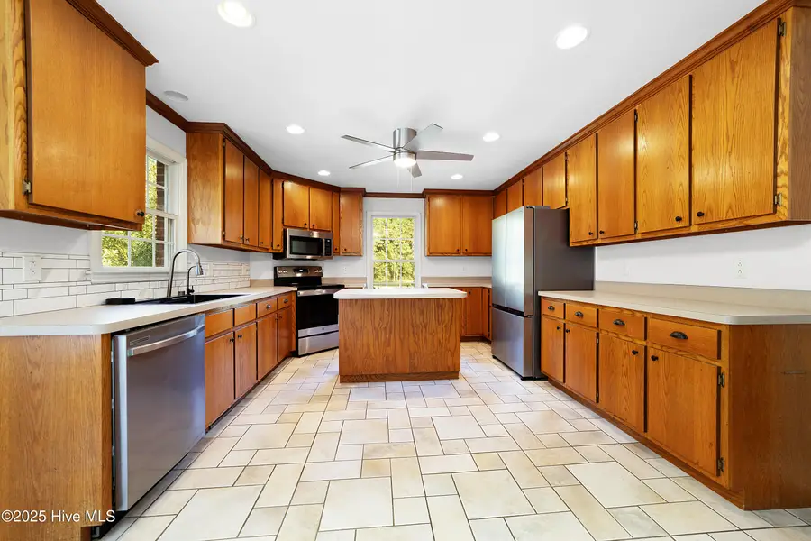 4449 Kershaw Road, Oriental, NC 28571 - Image #2