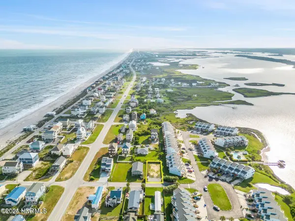 7115 11th Avenue, North Topsail Beach, NC 28460