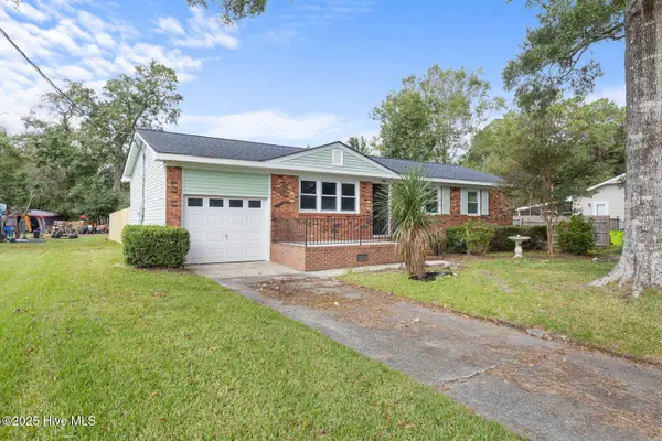 101 Pine Dale Road, Havelock, NC 28532