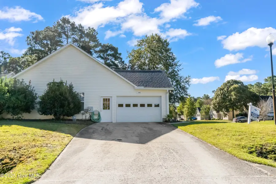 100 Southern Magnolia Court, Hampstead, NC 28443 - Image #2
