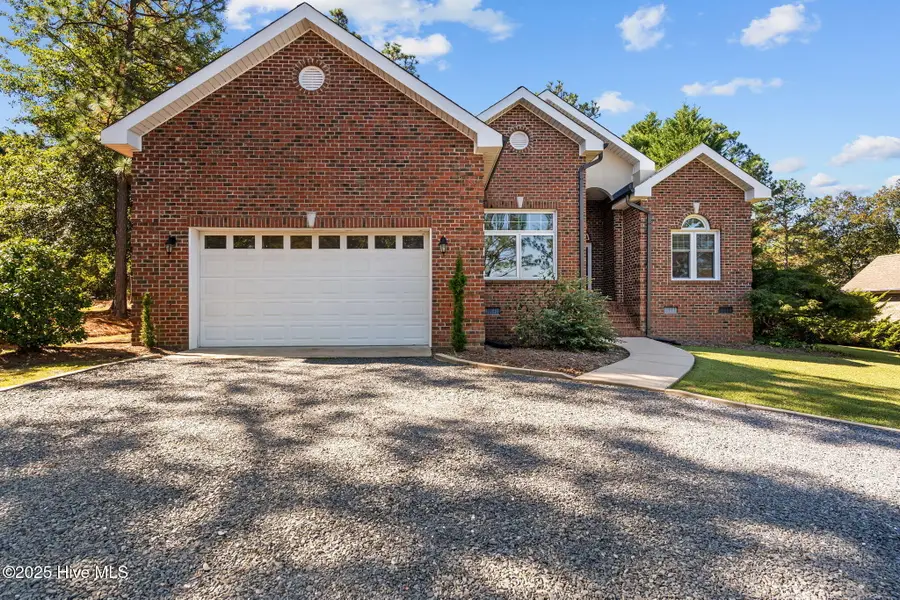 136 Andrews Drive, West End, NC 27376 - Image #3