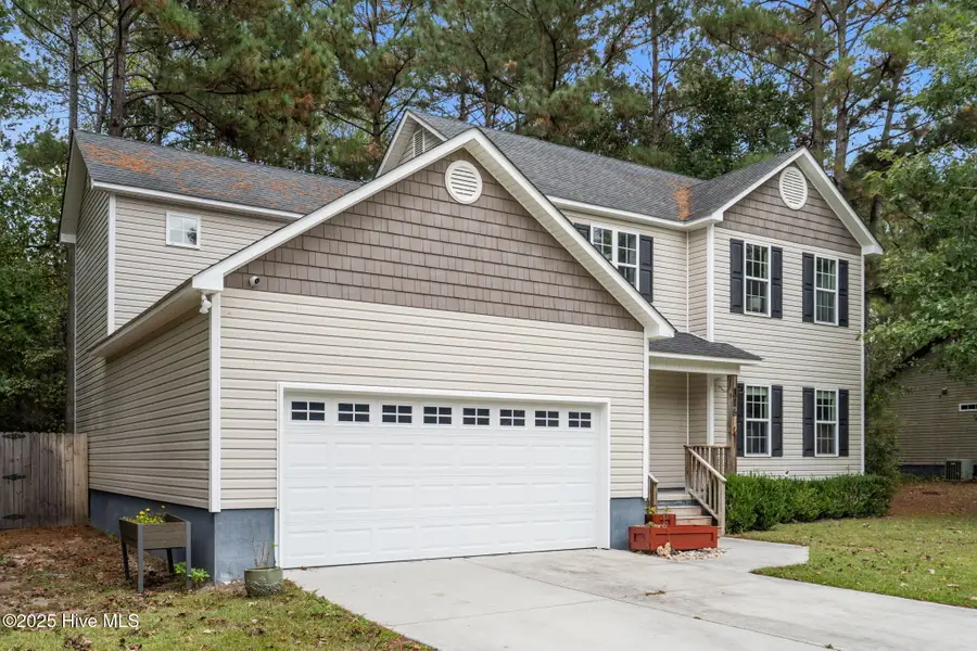 316 Sugarberry Court, Jacksonville, NC 28540 - Image #2