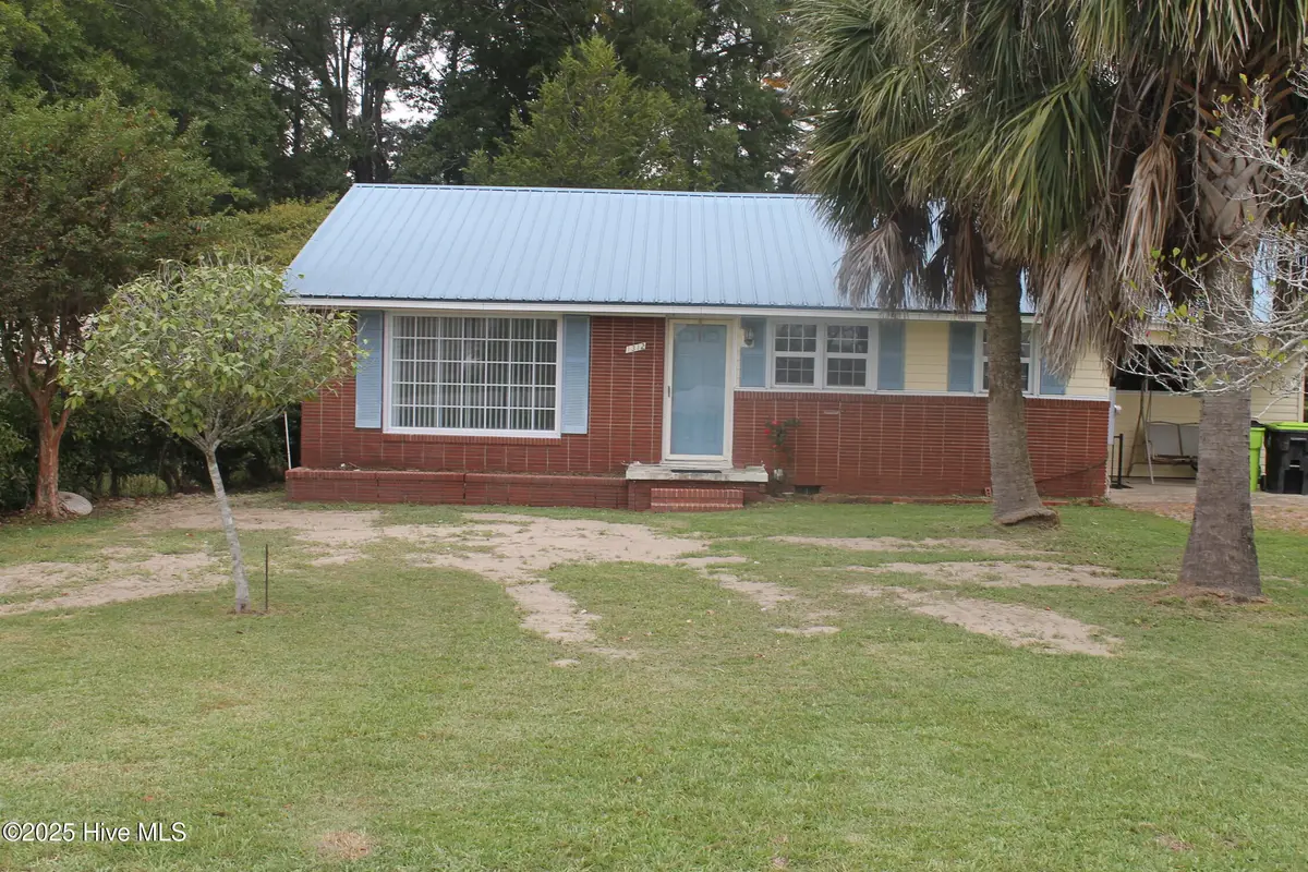 1312 Sunny Side Street, Whiteville, NC 28472 - Image #1