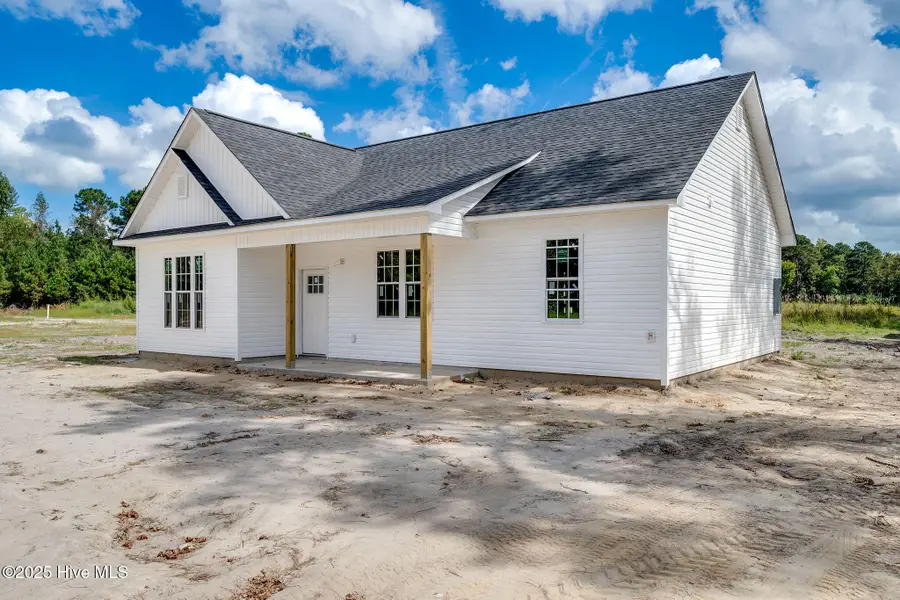 318 G1 Log Cabin Road, Teachey, NC 28464 - Image #2