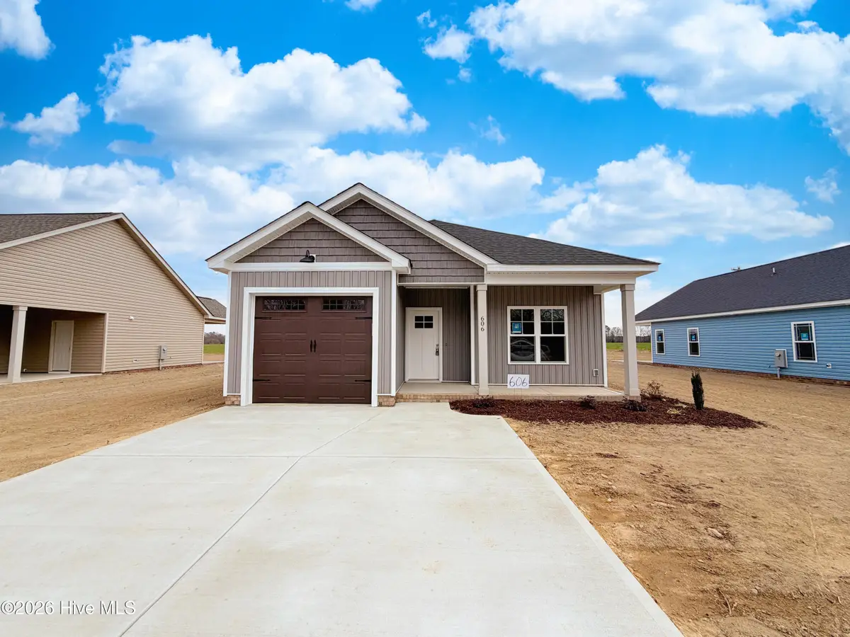 606 S Vance Street, Fremont, NC 27830 - Image #1