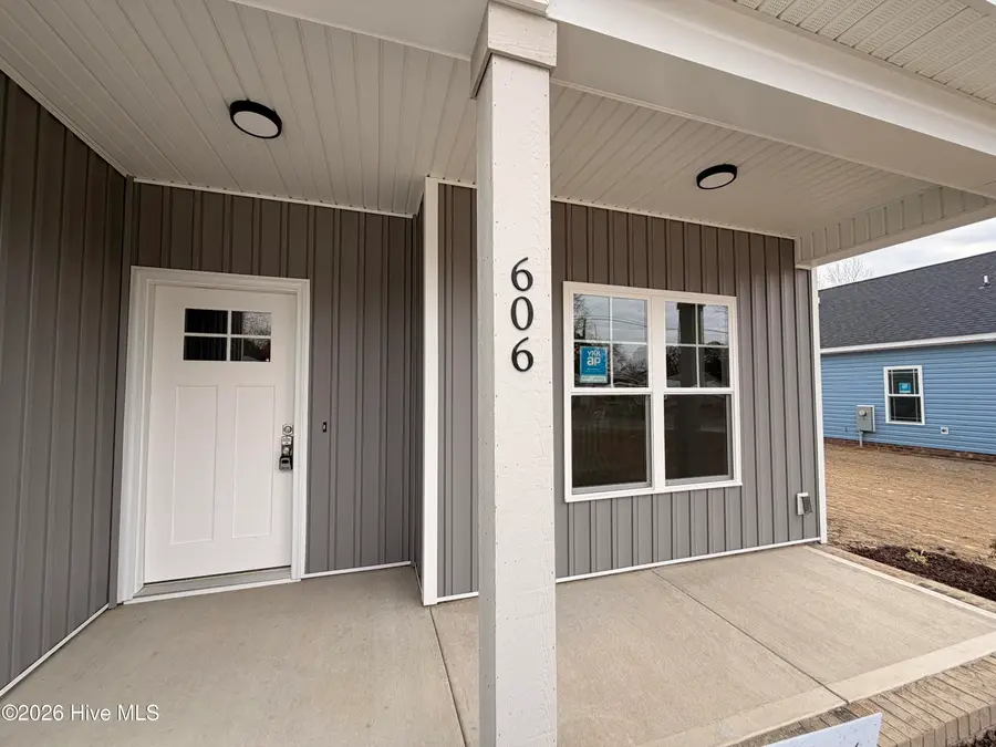 606 S Vance Street, Fremont, NC 27830 - Image #3