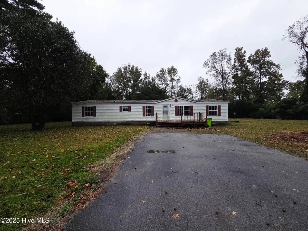 439 Audrey Lane, New Bern, NC 28560 - Image #1