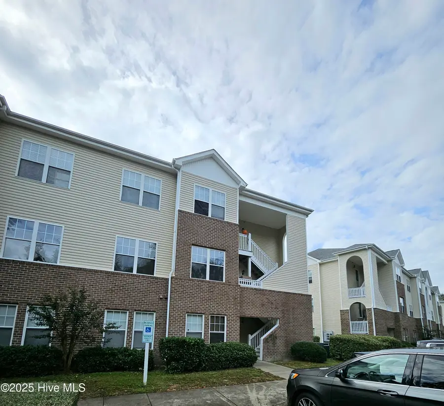 4525 Sagedale Drive #Unit 204, Wilmington, NC 28405 - Image #2