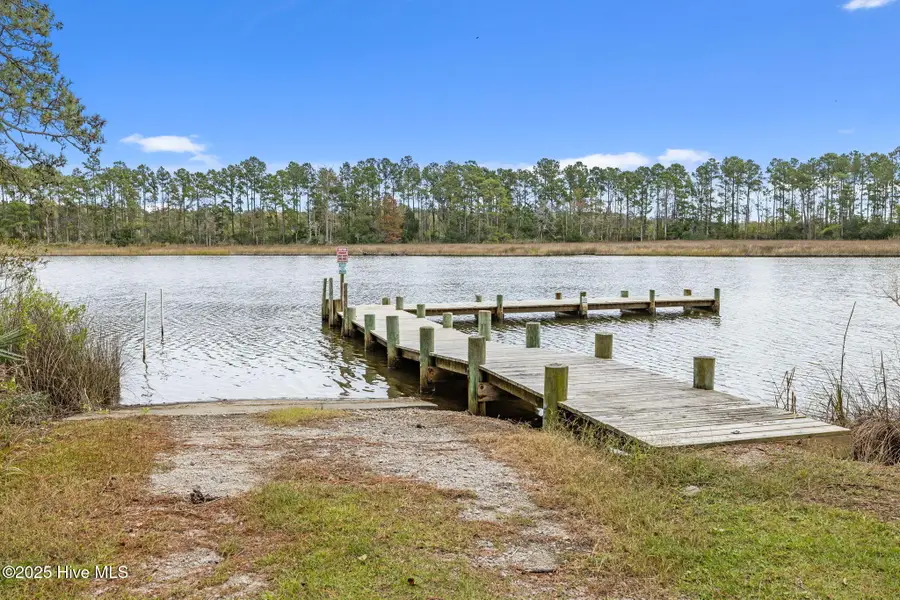 207 Garbacon Drive, Beaufort, NC 28516 - Image #2