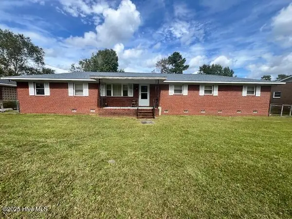 4829 Gordon Road, Wilmington, NC 28411