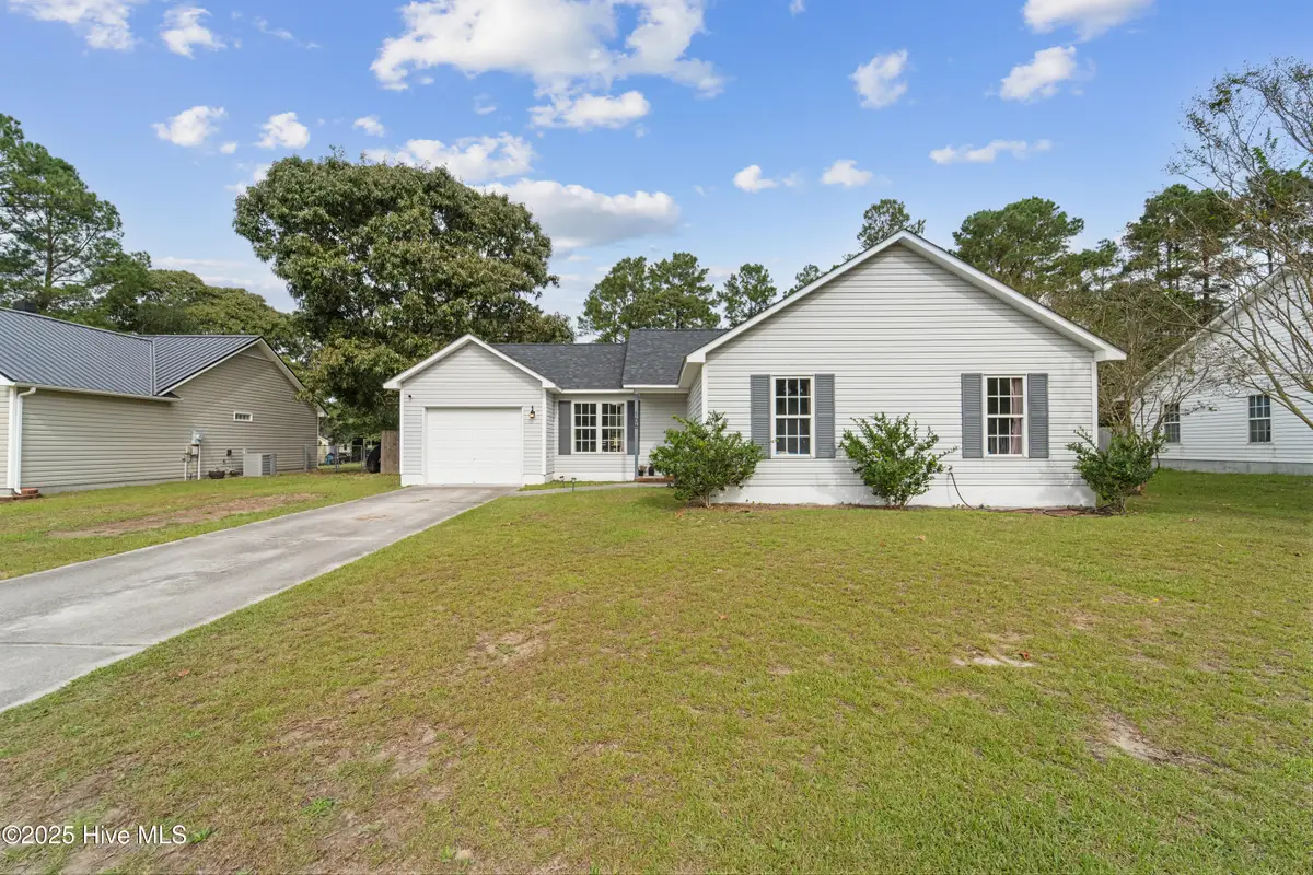 106 Orchard Drive, Richlands, NC 28574 - Image #1