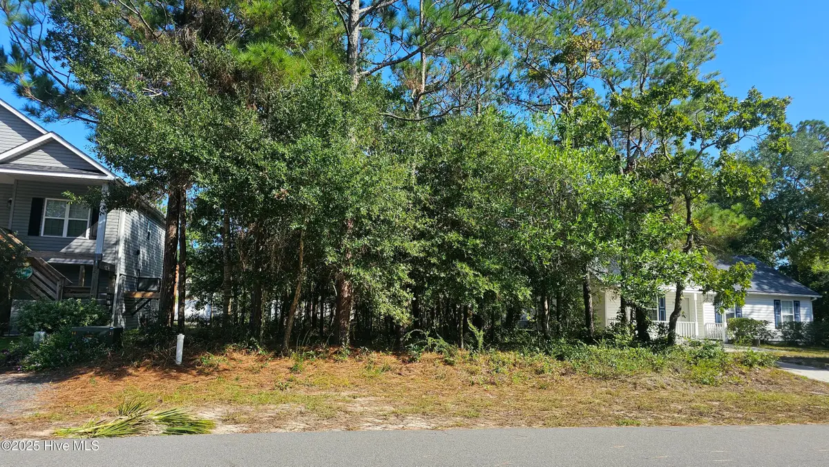 142 NE 17th Street, Oak Island, NC 28465 - Image #1