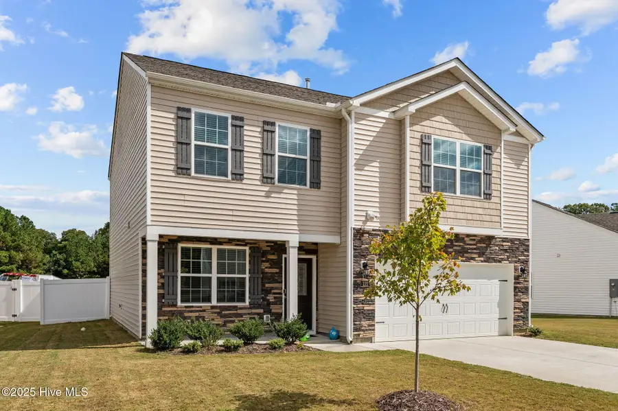 122 Pumpernickel Place, Washington, NC 27889 - Image #2