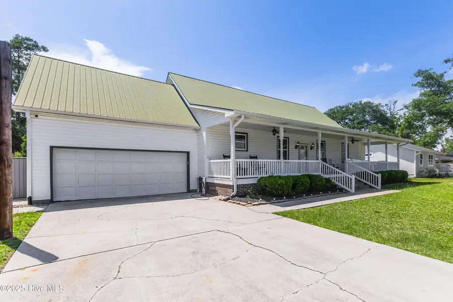 321 NE 60th Street, Oak Island, NC 28465 - Image #3
