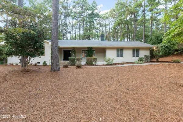 110 Cliff Court, Southern Pines, NC 28387