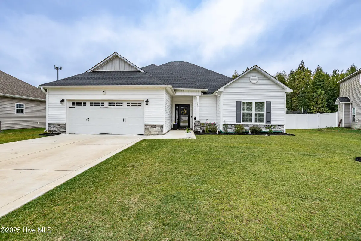 1013 Abby Leigh Avenue, New Bern, NC 28562 - Image #1