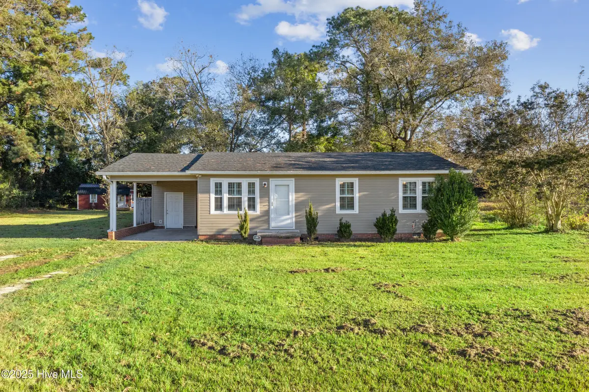 627 Ludie Brown Road, Chinquapin, NC 28521 - Image #1