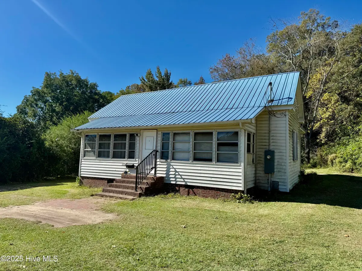 1215 Roberdel Road, Rockingham, NC 28379 - Image #1