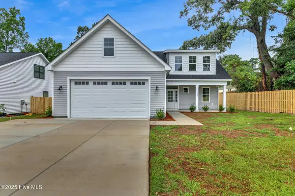 362 Williams Store Road, Hampstead, NC 28443