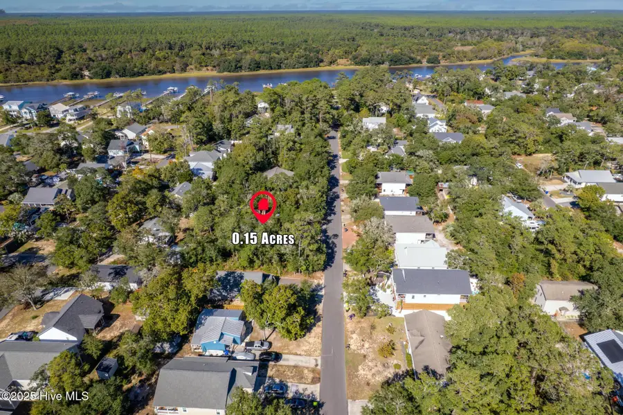 129 NW 15th Street, Oak Island, NC 28465 - Image #2