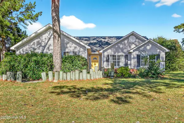 500 Dion Drive, Hubert, NC 28539