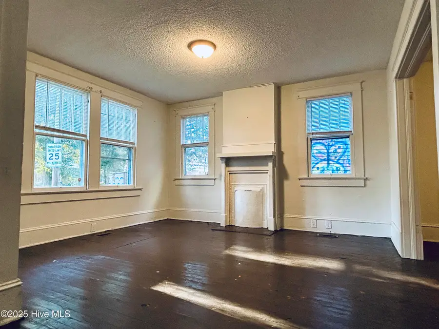 106 Paris Avenue, Greenville, NC 27834 - Image #3