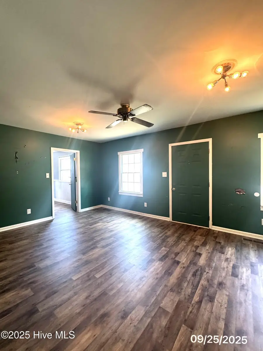 21 Westminister Drive, Jacksonville, NC 28540 - Image #2