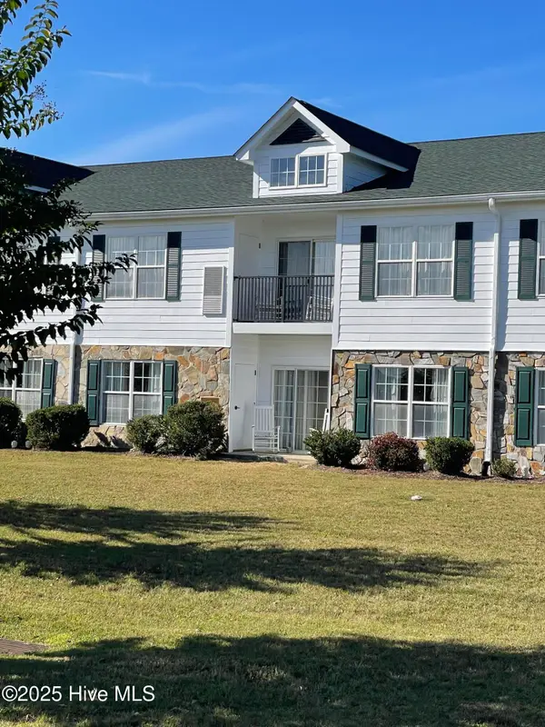 490 Little River Farm Boulevard #A207, Carthage, NC 28327