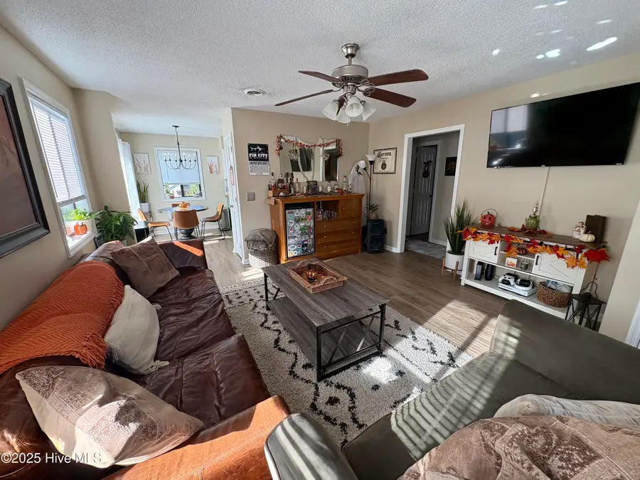 1299 Wellington Avenue, Wilmington, NC 28401 - Image #3