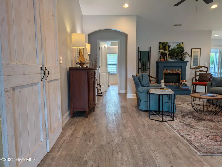 4463 Maritime Oak Drive Se, Southport, NC 28461 - Image #3