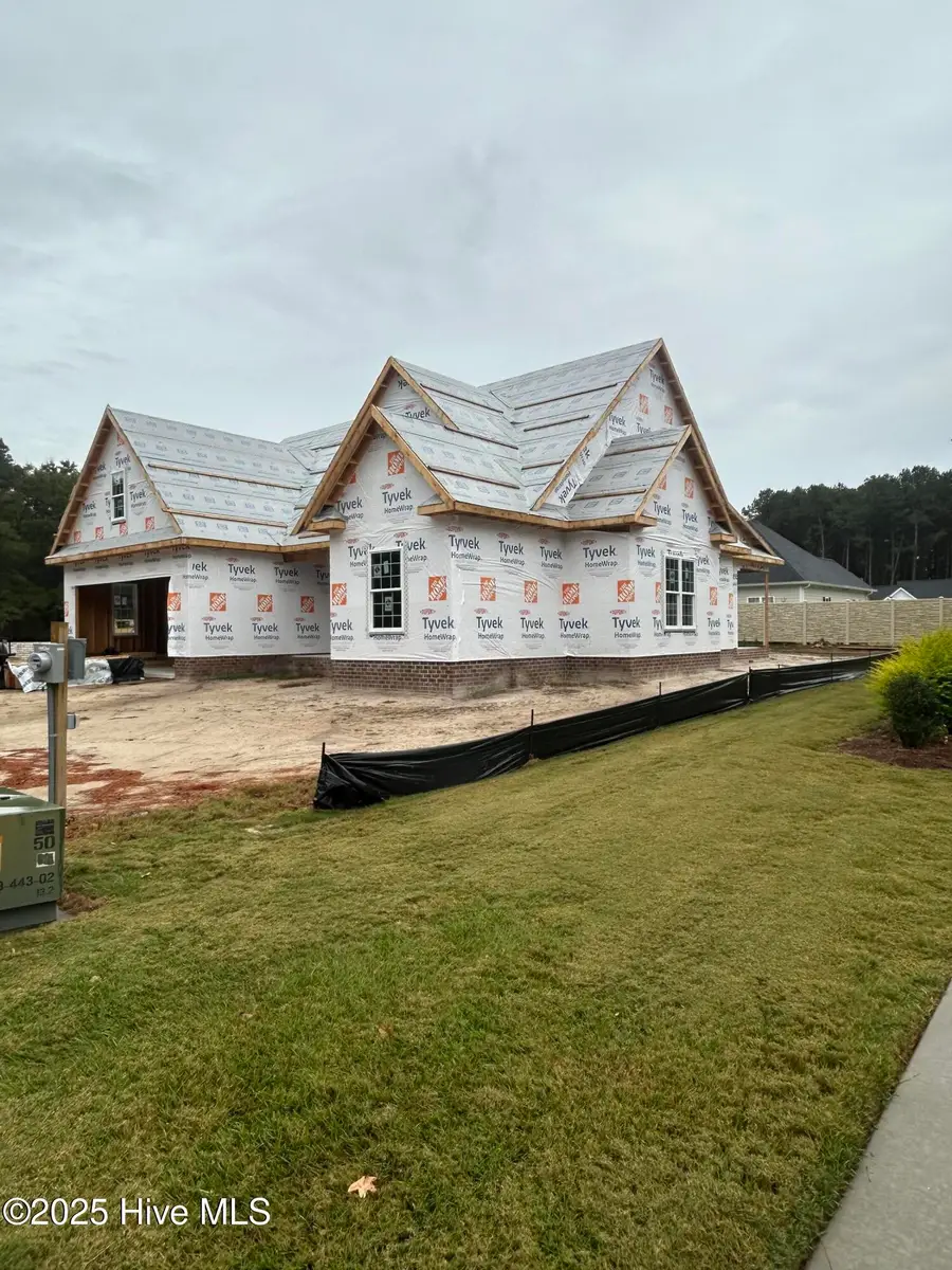 116 Village Circle, Clinton, NC 28328 - Image #3