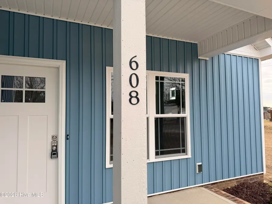 608 S Vance Street, Fremont, NC 27830 - Image #3