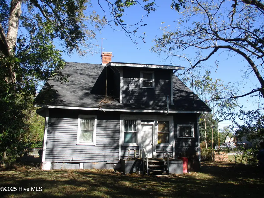 113 E Bright Street, Kinston, NC 28501 - Image #3
