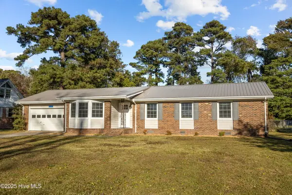 610 Friendly Road, Morehead City, NC 28557