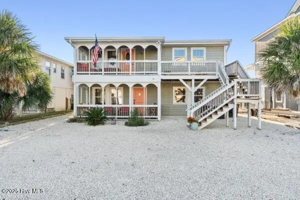 21 Concord Street E, Ocean Isle Beach, NC 28469