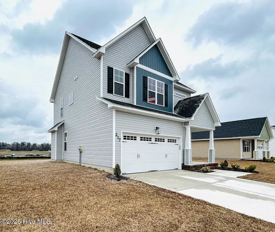 812 Hidden Bridge Drive, Jacksonville, NC 28546 - Image #3