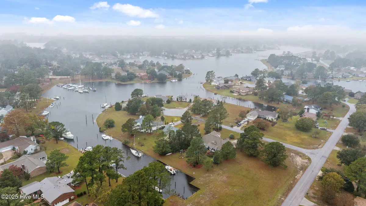 1106 Caracara Drive, New Bern, NC 28560 - Image #1