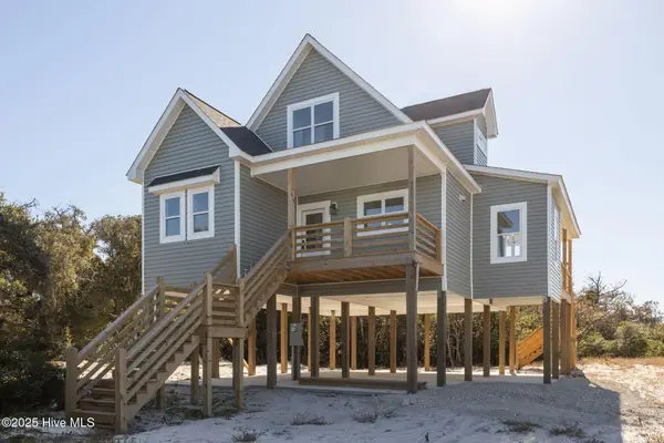 111 Sandy Landing Road, Cedar Island, NC 28520