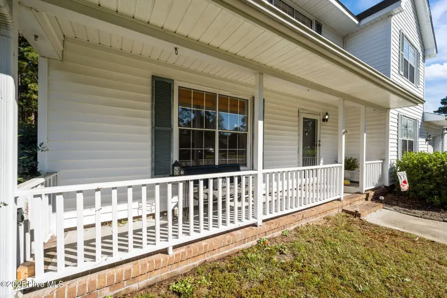 615 Walden Place, Jacksonville, NC 28546 - Image #3