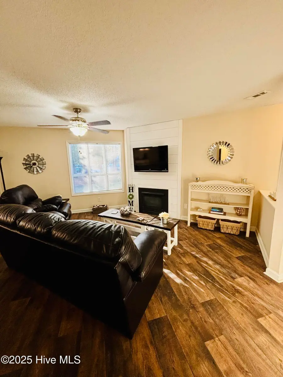 108 Breezewood Drive #B, Greenville, NC 27858 - Image #3