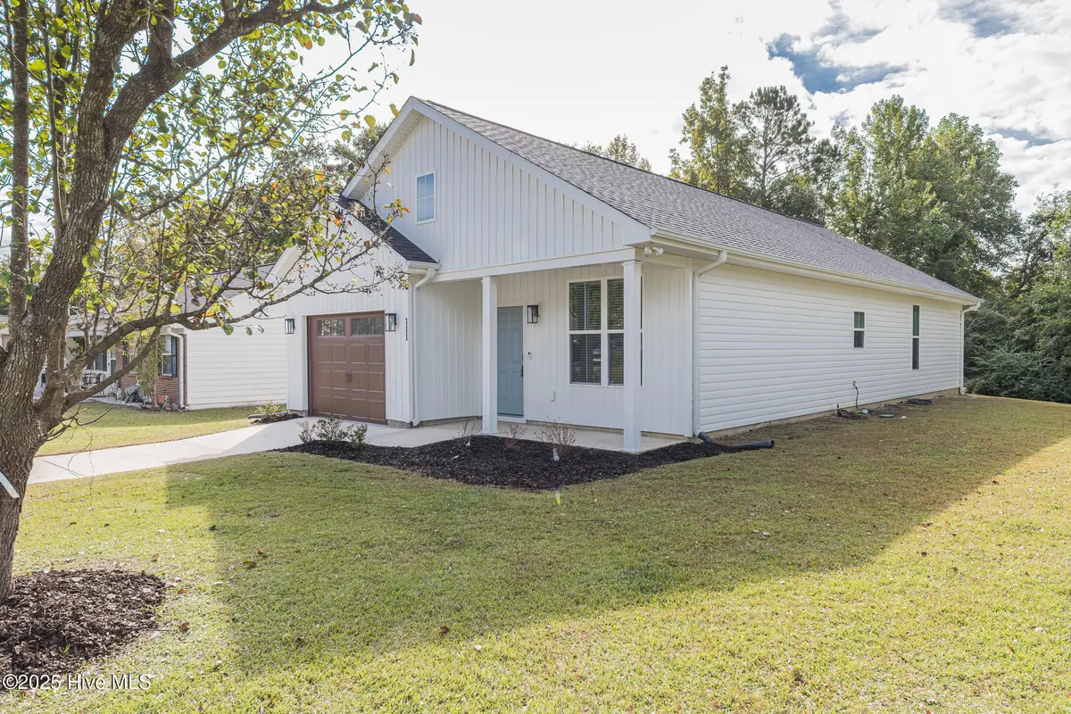 111 Hampton Court, Jacksonville, NC 28546 - Image #1