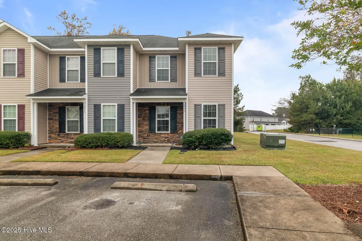 435 Falls Cove, Jacksonville, NC 28546 - Image #1