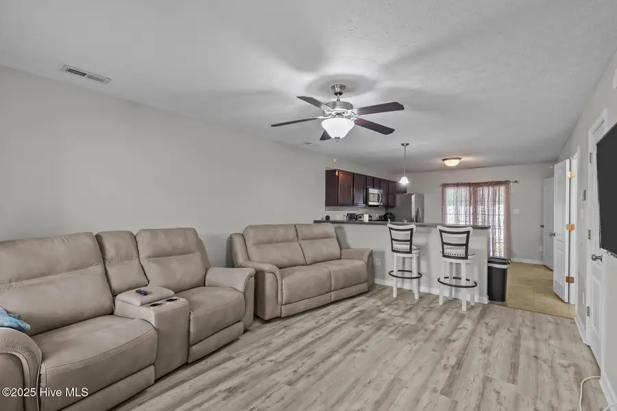 435 Falls Cove, Jacksonville, NC 28546 - Image #3