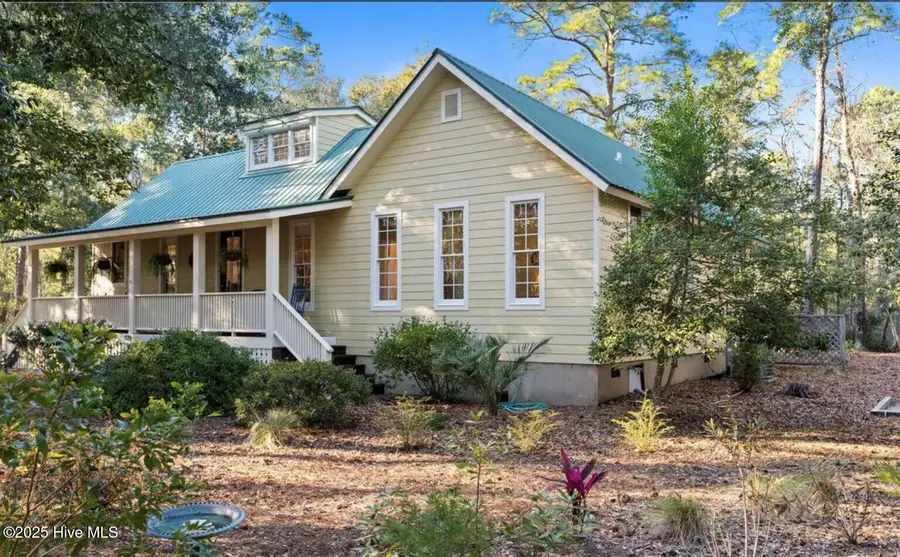 679 Carolina Bay Court, Southport, NC 28461 - Image #2