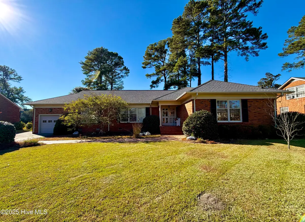 1602 Saint Andrews Place, Kinston, NC 28504 - Image #1