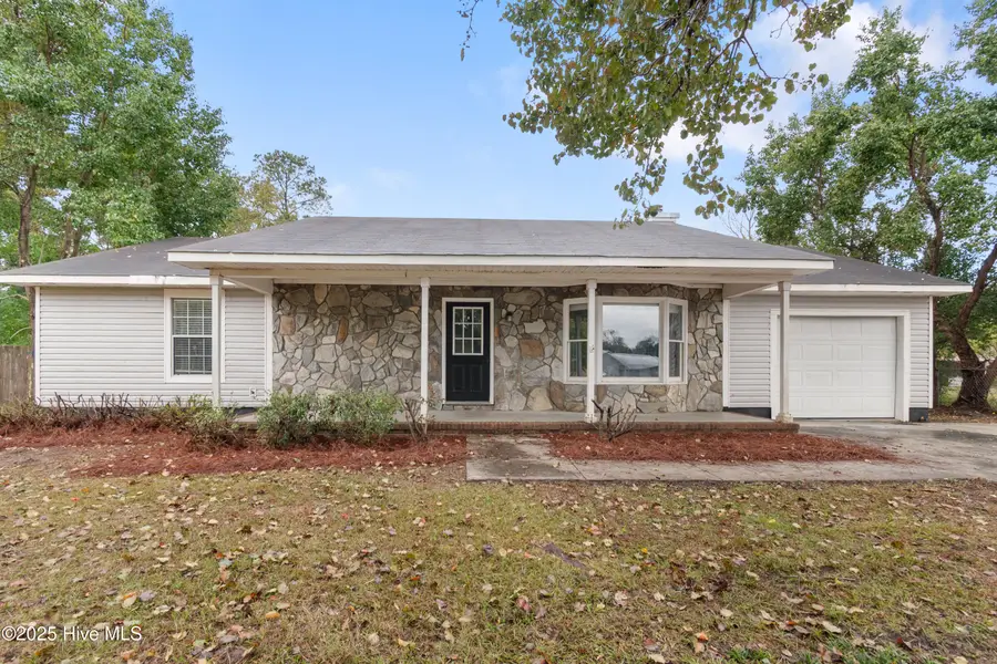 608 Wolverine Place, Jacksonville, NC 28546 - Image #2