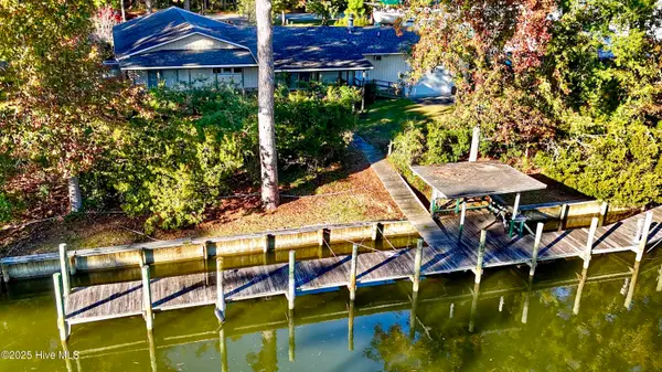 1214 Lupton Drive, Oriental, NC 28571