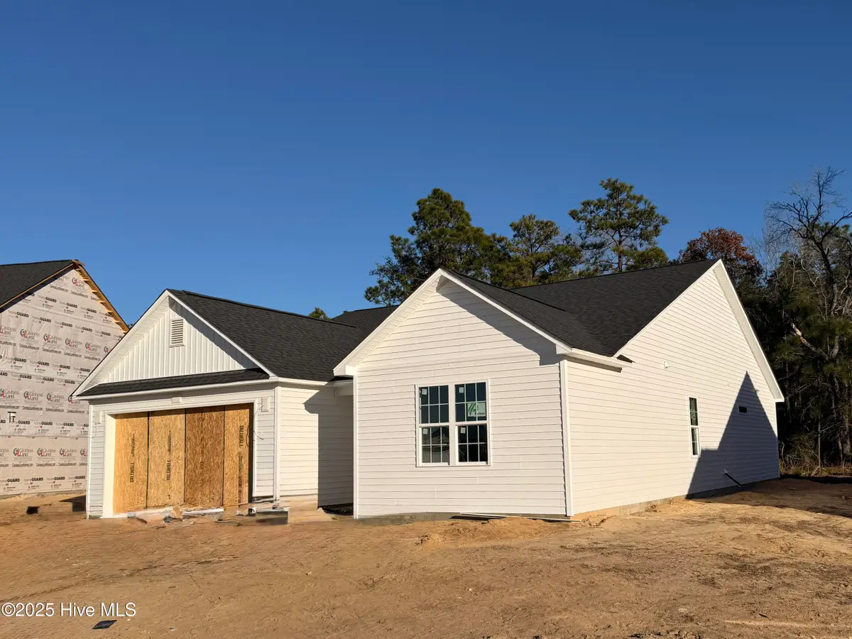 354 Sacksonia Street, Raeford, NC 28376 - Image #1